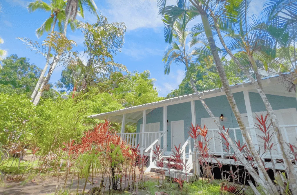 Black Sands Lodge