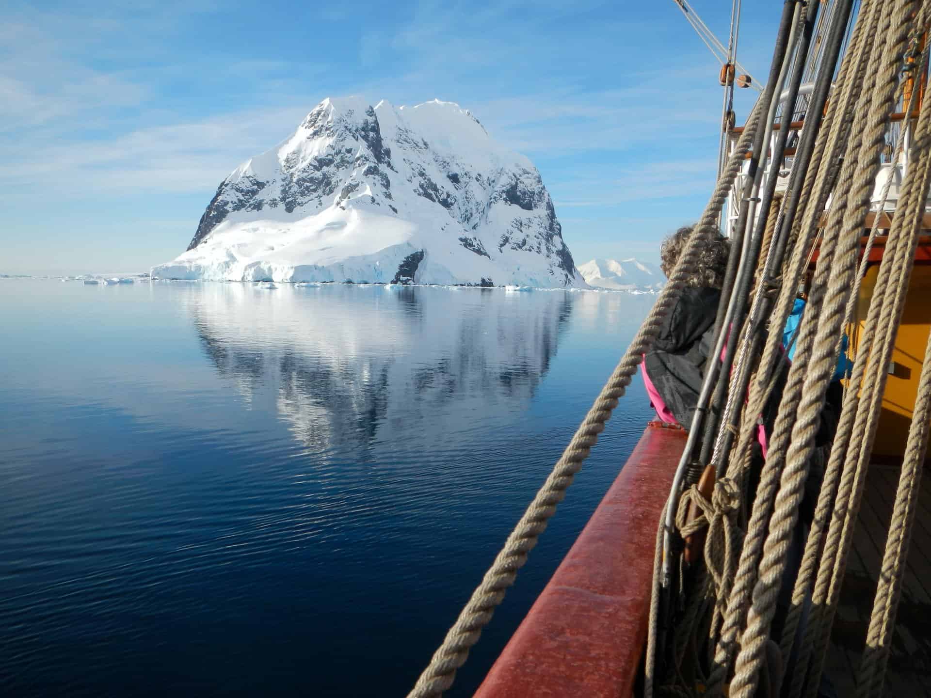 Antarctica Holidays | Travel to Antarctica
