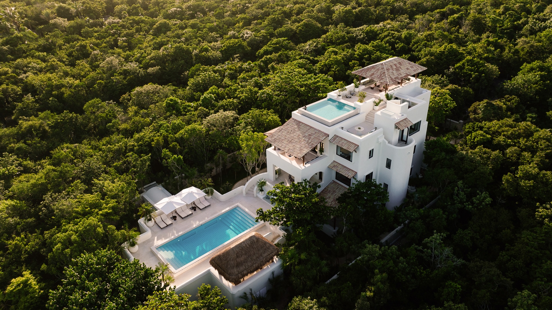 Esencia Mansion